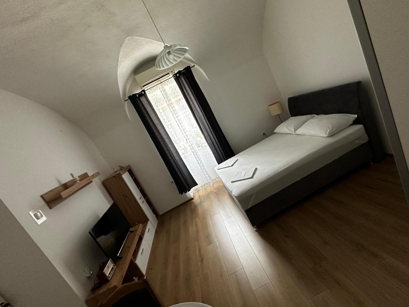 Studio Apartman Grga Senj  Luaran gambar