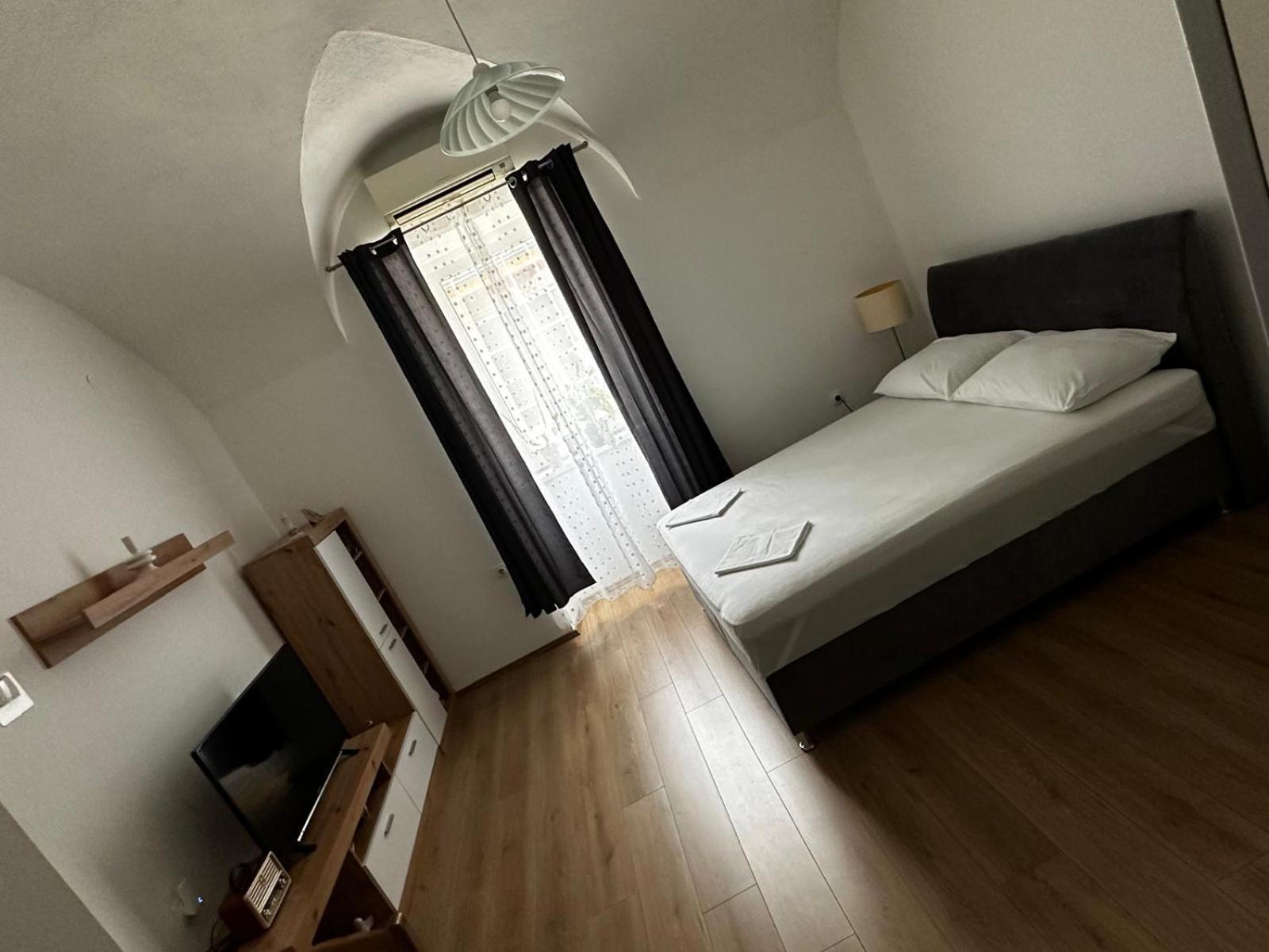Studio Apartman Grga Senj  Luaran gambar
